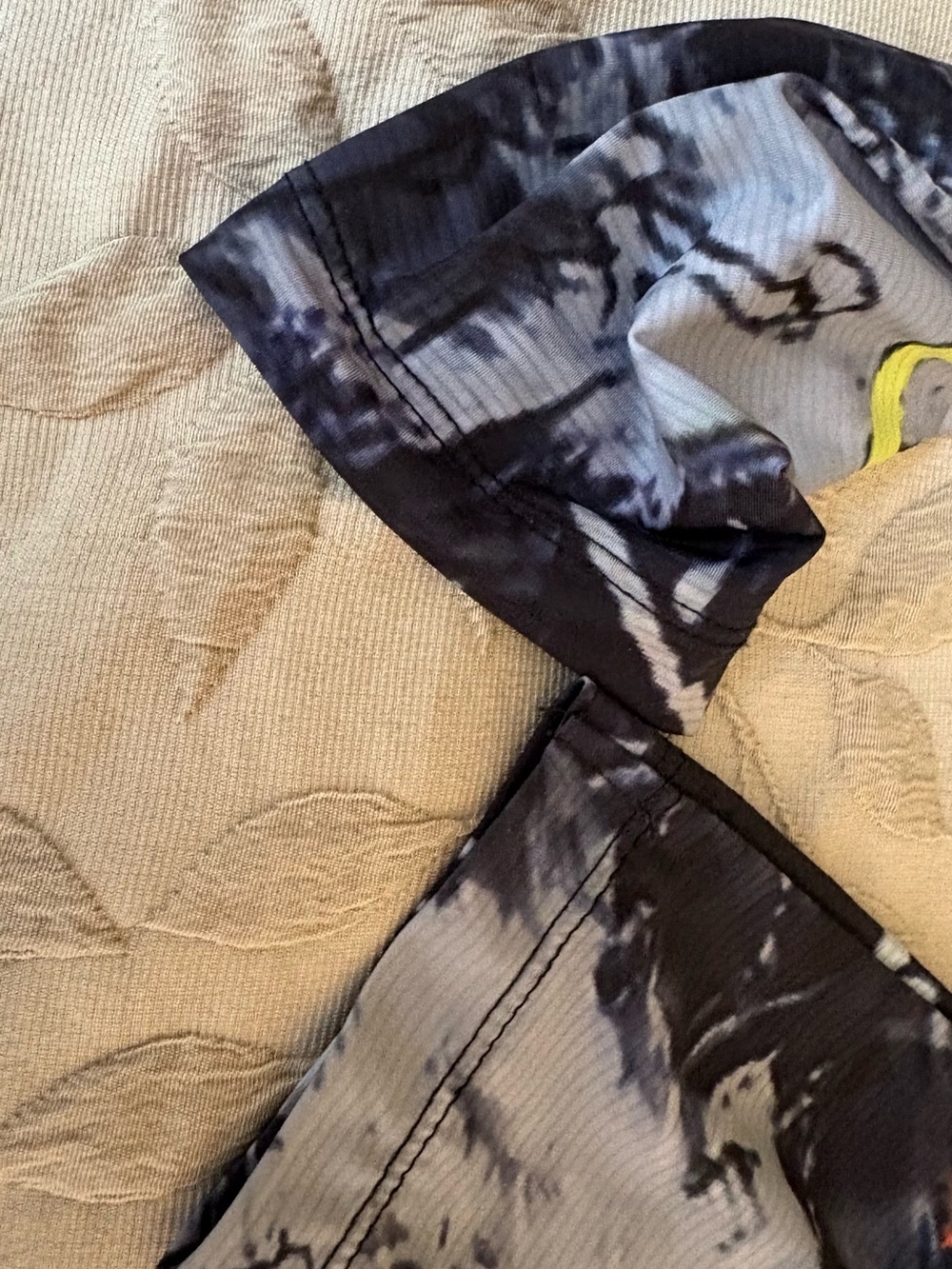 2 Jamie Sadock Sunsence shirts - Picture 11 of 11